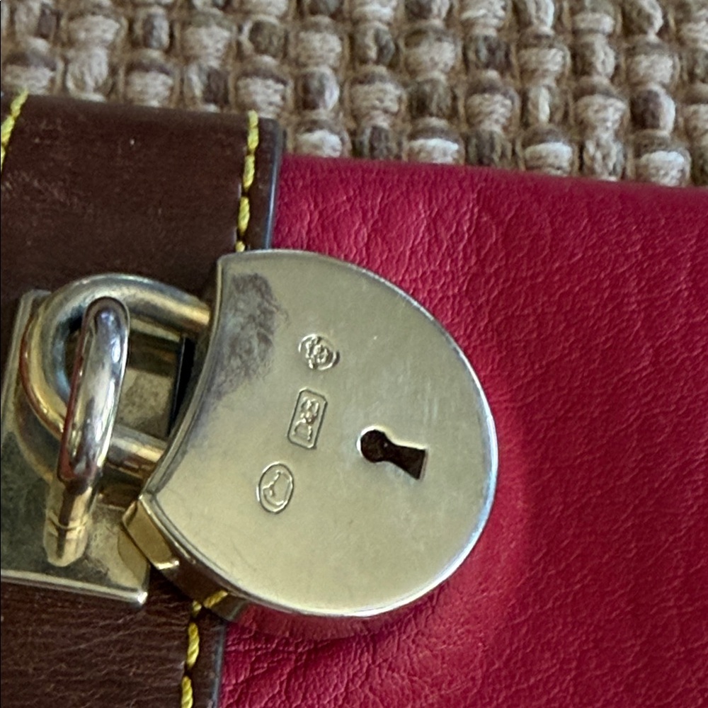 Dooney & Bourke Samba rosy pink wallet with charm - Picture 16 of 16